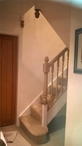 Photo 024 - Staircase